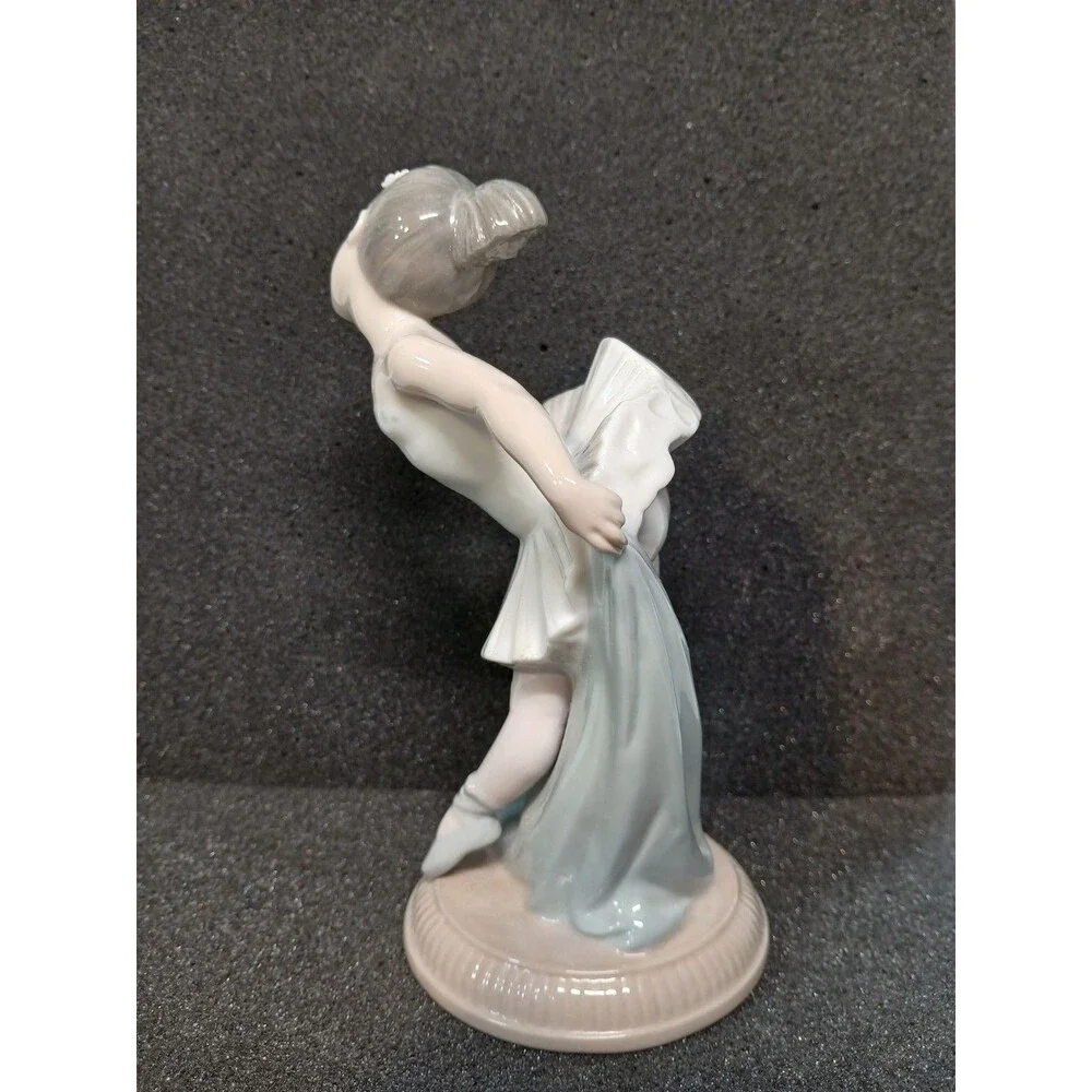 NAO by Lladro Ballerina Dancer Figurine – Handmade Porcelain – Spain